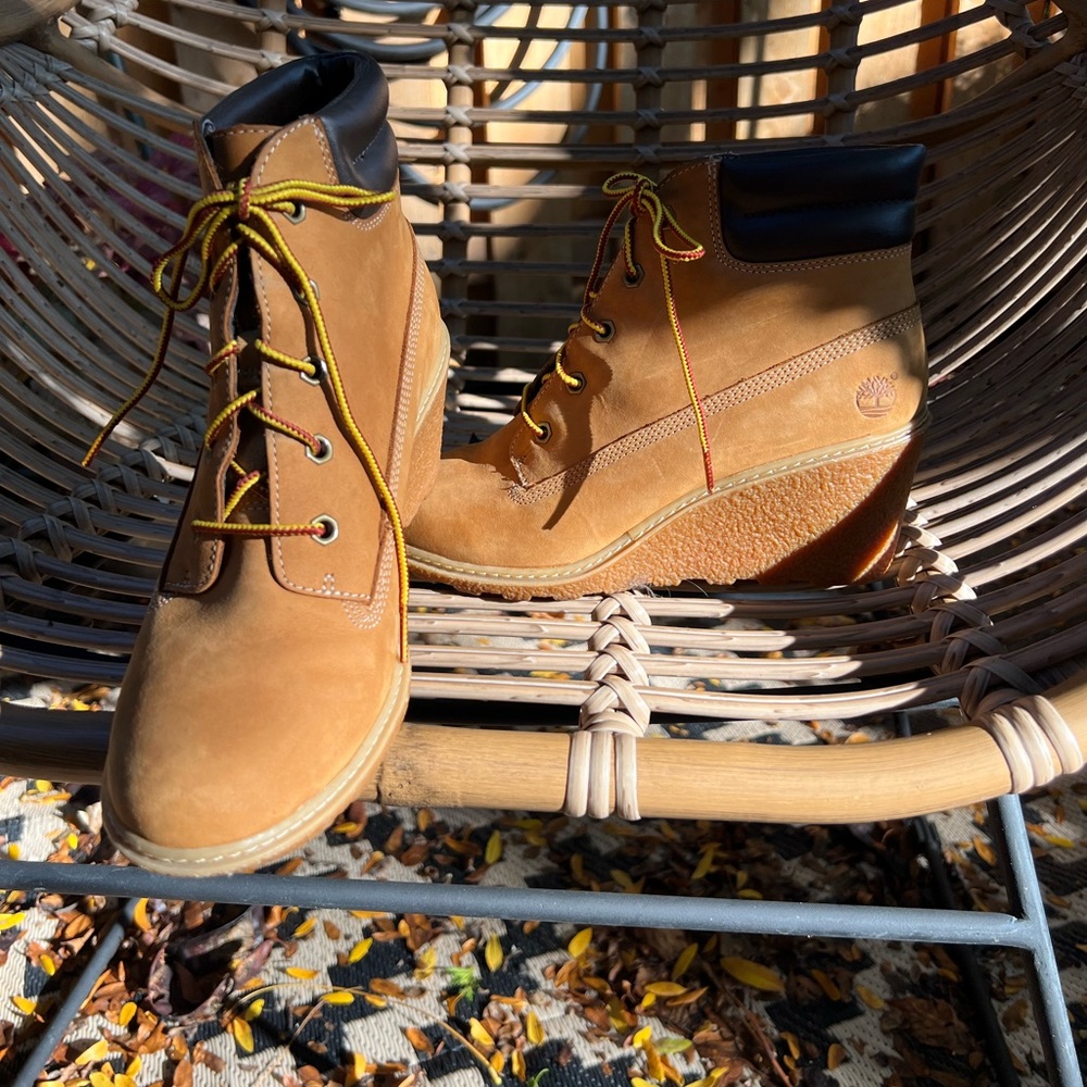 Timberland Amston Wheat Wedge Heels Boots 8